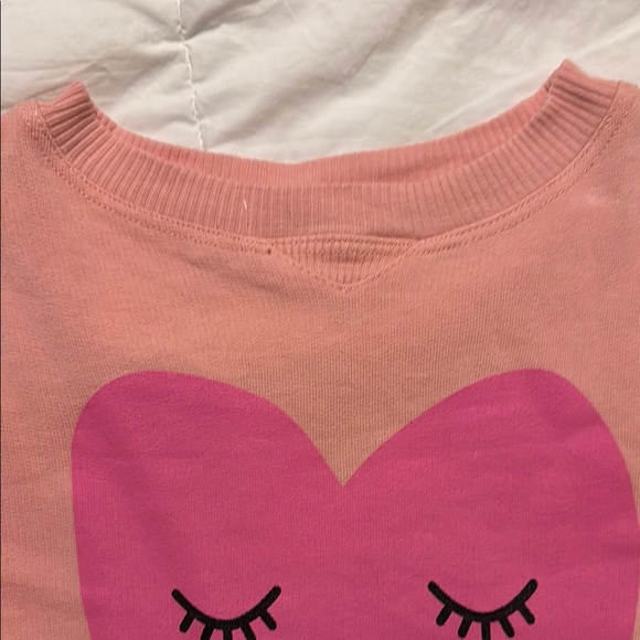 Valentine’s Day Pink Heart Graphic Sweatshirt - Picture 3 of 4